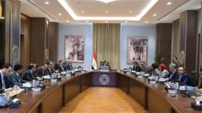 مدبولى يتابع الموقف التنفيذى لبوابة الجمهورية الجديدة الجوية «مبنى 4 بمطار القاهرة»