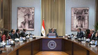 الحكومة تستعد لإطلاق مبادرة تحويل السيارات للعمل بالغاز الطبيعي