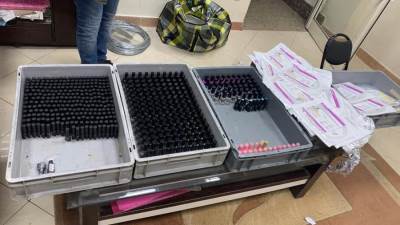 جمارك مطار سوهاج تحبط محاولة تهريب كمية من مستحضرات التجميل والمستلزمات الطبية