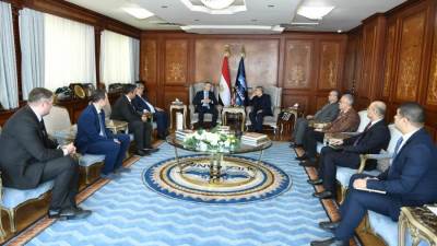 الفريق أسامة ربيع:"وصول الوحدات البحرية الخاصة بأسطول شركة آنتي بوليوشن إيجيبت" 