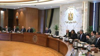 مدبولي يؤكد ضرورة العمل على تذليل التحديات التي تواجه القطاع السياحي لإعطاء دفعة للاستثمار السياحي