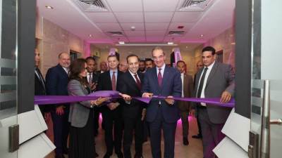 وزير الاتصالات يفتتح مركز تميز شركة "كومفولت" Commvault العالمية بالقاهرة 