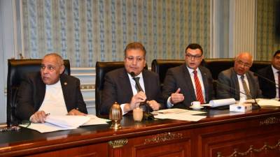 وزير الإسكان يناقش الموقف الحالي لمشروعات الخطة الاستثمارية 2024/2025