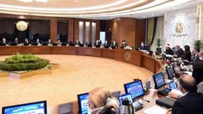 رئيس الوزراء يرأس اجتماع الحكومة غدا ويلتقى عددًا من المستثمرين