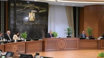 مدبولي يلتقي عددا من المُستثمرين في القطاعات المُختلفة لاستعراض التحديات التي تواجه القطاع الخاص