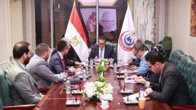 وزير الصحة يبحث مع وفد شركة «ميند راي» التعاون في مجال توطين صناعة الأجهزة الطبية
