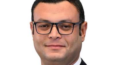 وزير الإسكان يستعرض إنجازات قطاع مياه الشرب والصرف الصحي بالوزارة خلال العام 2024