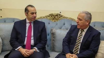 وزير الشئون النيابية يشيد بالدور المحوري الذي تقوم به الصحافة القومية في توعية الرأي العام