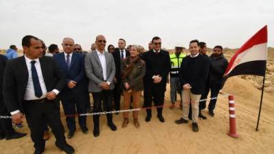 وزيرا الإسكان والبيئة يتفقدان موقع مشروع تدوير مخلفات البناء والهدم ونواتج الحفر بمدينة القاهرة الجديدة