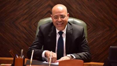 وزير العمل يوجه بسرعة متابعة حالة عامل سقط من على "سقالة" وصرف التعويضات