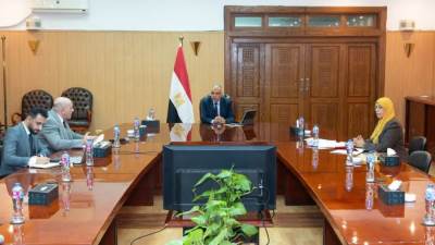 سويلم يتابع أعمال الهيئة المصرية العامة للمساحة والرؤية المستقبلية لتطويرها