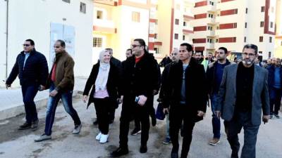 وزير الإسكان يتفقد مشروعات "إحياء حديقة الأزبكية" و"تطوير منطقة مثلث ماسبيرو" و"تطوير منطقة مطار امبابة"
