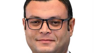 وزير الإسكان يعلن إطلاق التيار الكهربائي بمحطة محولات أكتوبر الجديدة ودخولها الخدمة 