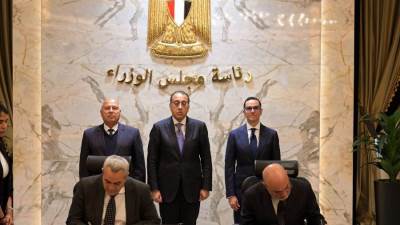 التوقيع على عقد أرض مصنع جديد لتصنيع سيارات "إم جي" في مصر باستثمارات 135 مليون دولار