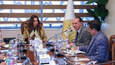 وزيرة التنمية تتابع مع محافظ الإسكندرية ورئيس الاتحاد العام للغرف التجارية جهود التوسع في نموذج "سوق اليوم الواحد"