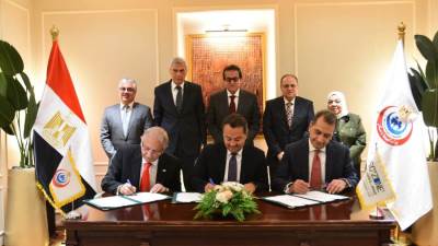 وزير الصحة يشهد توقيع بروتوكول لإنشاء مصنع متعدد الأغراض للمواد الخام الدوائية في مصر