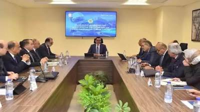 وزير الاستثمار يبحث سبل رفع كفاءة عمليات الإفراج الجمركي وتحسين الأداء بالمراكز اللوجستية