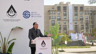 مدبولي: «لولا حرص القيادة السياسية على تطوير منطقة سور مجرى العيون ما كنا لنرى التغيير الحادث فيها حاليا»