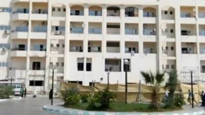 نجاح فريق أطباء مستشفى العريش العام في إجراء عملية ولادة قيصرية نادرة خارج الرحم