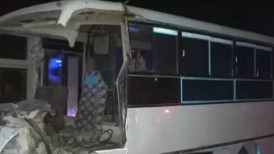 إصابة 18 شخصاً في حادث تصادم بطريق مصر إسكندرية الصحراوي