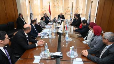 وزير النقل يزور المجلس الوطني للاعتماد ويلتقي العاملين بالمجلس ويتراس لجنة الوظائف القيادية