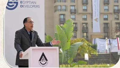 متابعة العمل بمصانع الغزل والنسيج وسبل نقل التكنولوجيا أبرز أنشطة رئيس الوزراء خلال الأسبوع