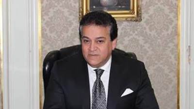 وزير الصحة يتلقى تقريرًا مفصلاً حول جهود هيئة الدواء لضمان استدامة توافر الدواء للمواطنين