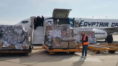 وصول طائرة مساعدات مصرية إلى دمشق محملة بـ 15 طنا من المواد الطبية والإغاثية