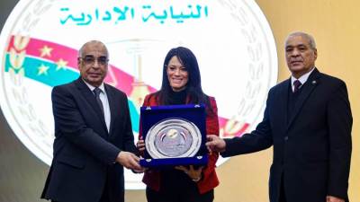 “المشاط” تشهد إطلاق مشروعي التصويت الإلكتروني وبرنامج الشكاوى وقياس الأداء بهيئة النيابة الإدارية