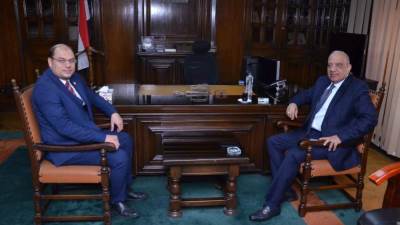 محمود عصمت: متابعة يومية من قبل الرئيس عبدالفتاح السيسي ودعم وتعاون وتكامل بين مختلف الجهات المعنية