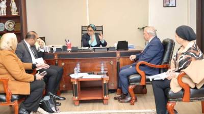 رئيس هيئة تنمية الصعيد يلتقي رئيسة المجلس القومي للمرأة لبحث سبل التعاون المشترك بين الجانبين