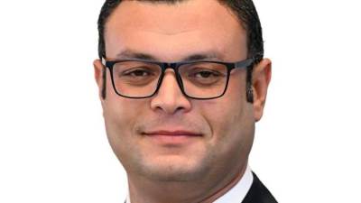 اليوم.. وزير الإسكان يقوم بجولة بالعاصمة الإدارية الجديدة لمتابعة المشروعات الجارية