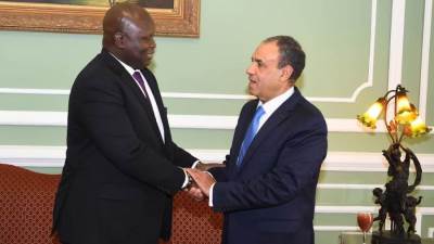 وزير الخارجية والهجرة يستقبل وزير التجارة والصناعة الجنوب سوداني