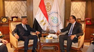 الرعاية الصحية : نؤكد علي أهمية التعاون مع الاتحاد المصري للتأمين للاستفادة من خدمات التأمين الطبي 