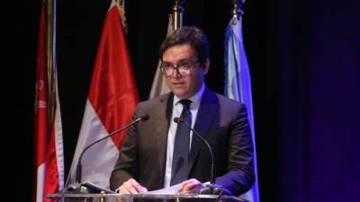 وزير الثقافة يُعلن تفاصيل فعاليات الدورة الـ 56 لمعرِض القاهرة الدُولي للكتاب وانطلاق مبادرة "مليون كتاب"