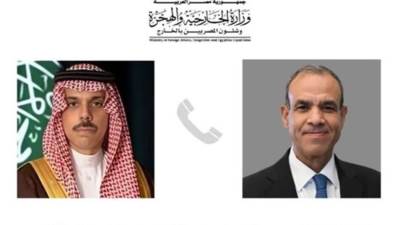وزير الخارجية يطلع نظيره السعودي على جهود مصر لوقف فوري لإطلاق النار فى غزة