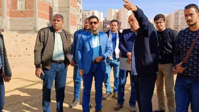وزير الإسكان يتابع موقف توفيق الأراضي المضافة للعبور الجديدة..ووحدات "سكن لكل المصريين"