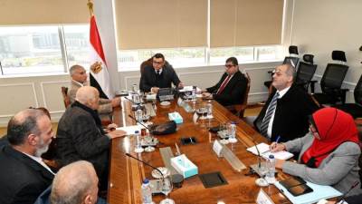 وزير الإسكان يلتقي رئيس وأعضاء جمعية مستثمري 6 أكتوبر لاستعراض طلباتهم ومقترحاتهم