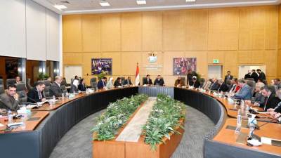 وزير الإسكان يعقد اجتماعا مع عدد من أعضاء مجلسي "النواب والشيوخ" لبحث مطالب دوائرهم