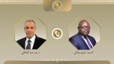 وزير الخارجية والهجرة يجري اتصالاً هاتفياً مع وزير خارجية بوتسوانا