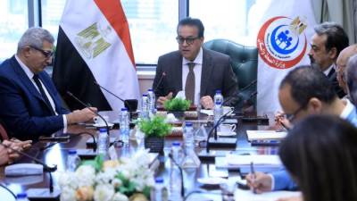 وزير الصحة يبحث التعاون مع الجامعات لإزالة أي معوقات في التسجيل للدراسات العليا