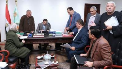 وزير الزراعة يلتقي بعدد من أعضاء مجلسي النواب والشيوخ ويوجه بسرعة حل مشكلات المواطنين