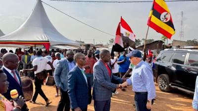 سويلم يتفقد الأعمال الجارية ضمن "المشروع المصري لمقاومة الحشائش المائية بالبحيرات العظمي بأوغندا"