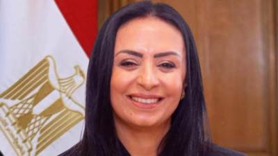 وزيرة التضامن الاجتماعي تصدر قرارا بتكليف الدفعة 104 من خريجى الجامعات لأداء الخدمة العامة