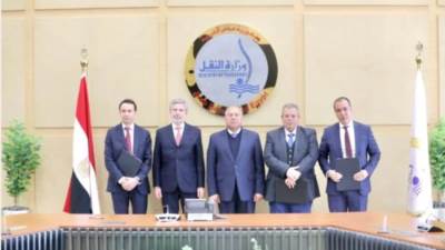 السكة الحديد توقع اتفاقية مع شركة إيطالية لصيانة خطوط السكك الحديدية 25 سنة