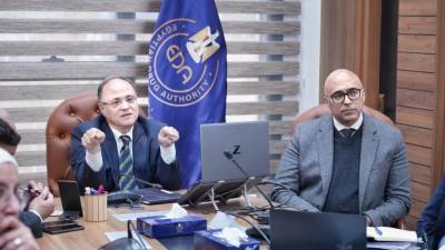 رئيس هيئة الدواء يبحث تنسيق الجهود المشتركة مع سفير مصر لدى تركيا