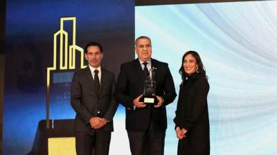 شركة امتلاك تفوز بجائزة "أفضل مبتكر عقاري تقني لعام 2024" بمسابقة INVEST-GATE ACE Awards