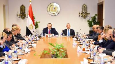 وزير الخارجية والهجرة يلتقى مع سفراء دول الاتحاد الأوروبى المعتمدين في مصر