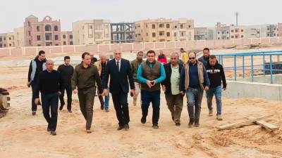 مسئولو "الإسكان" يتفقدون مشروعات المرافق الجاري تنفيذها لخدمة مدن 6 أكتوبر