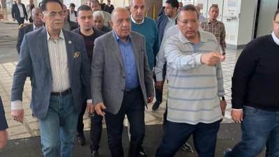 وزير الكهرباء يتفقد محطة توليد كهرباء السد العالي بمحافظة أسوان